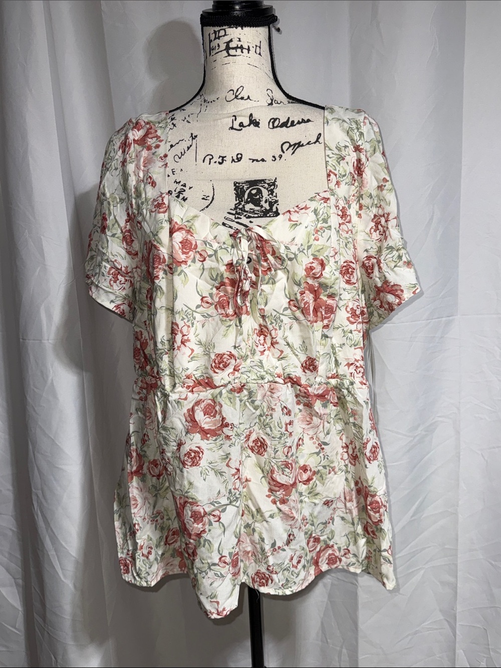 torrid Cream Floral Square-Neck Short Sleeve Top